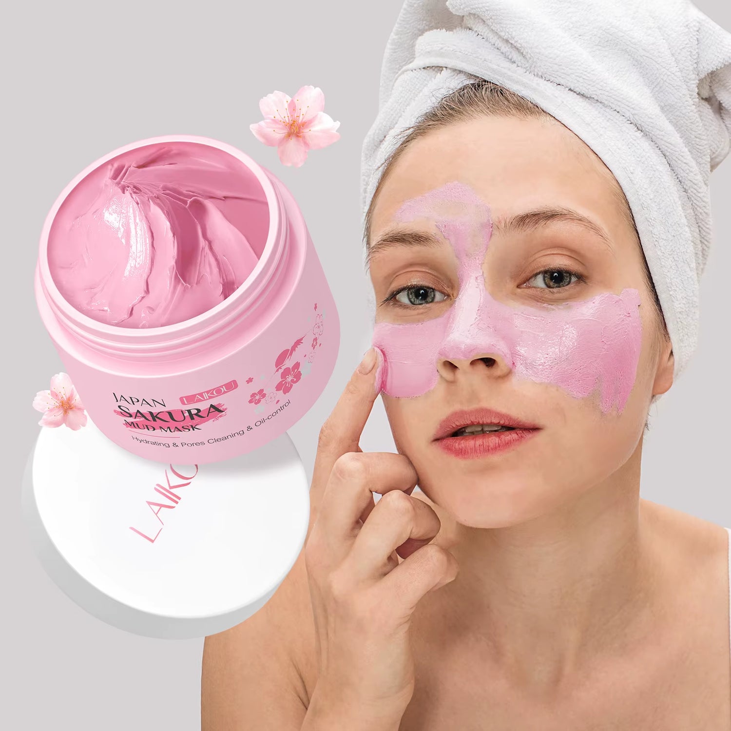 Masque Sakura pour le nettoyage du visage Maseczka dissolvant de têtes noires